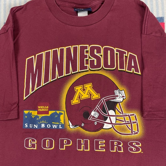 Jansport University of Minnesota Golden Gophers short sleeve tee shirt Football - Picture 7 of 10